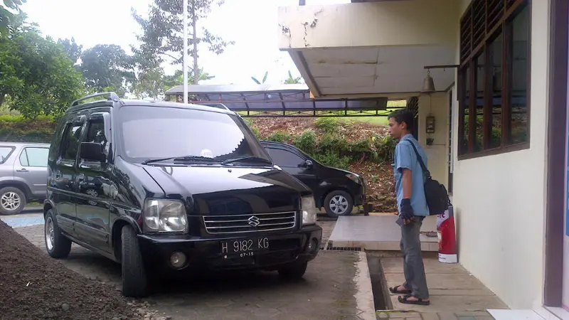 Mobil Kapolsek Gunungpati