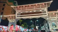 Malam Imlek di Pecinan Glodok, Meriahnya Pasar Lampion dan Doa 24 Jam di Klenteng Toa Se Bio