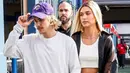 Beberapa hari setelah hadir di New York Fashion Week, Justin Bieber dan Hailey Baldwin dikabarkan sudah menikah. (Entertainment Tonight)