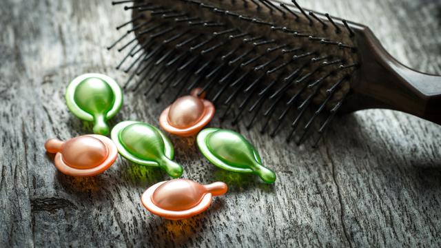 Penyebab Rambut Bercabang yang Sering Mengganggu Penampilan, Solusinya Ternyata Mudah!