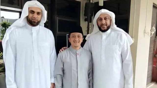 6 Potret Syekh Muhammad Jaber, Adik Syekh Ali Jaber yang Akan Lanjutkan Dakwah