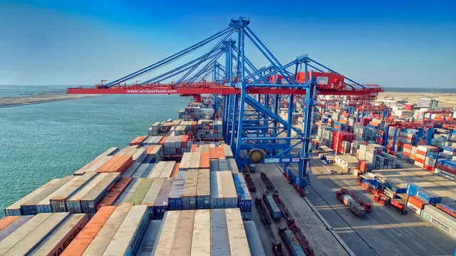 Terusan Suez, Jalur Pelayaran Tersibuk di Dunia