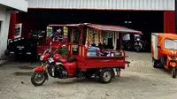 Viar Motor Indonesia (VMI) menghadirkan terobosan baru untuk menunjang perkembangan bisnis usaha kecil menengah (UKM) melalui layanan rental khusus kendaraan niaga roda tiga. (Viar)