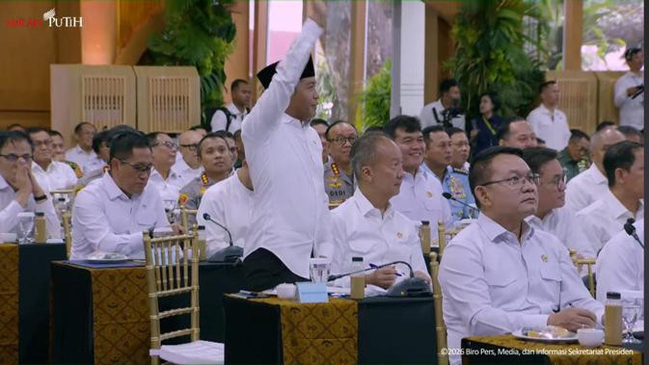 Menteri Kehutanan (Menhut) Raja Juli Antoni dalam Rapat Kerja Pemerintah Anggota Kabinet Merah Putih di Istana, Jakarta (8/4/2026) (Istimewa)