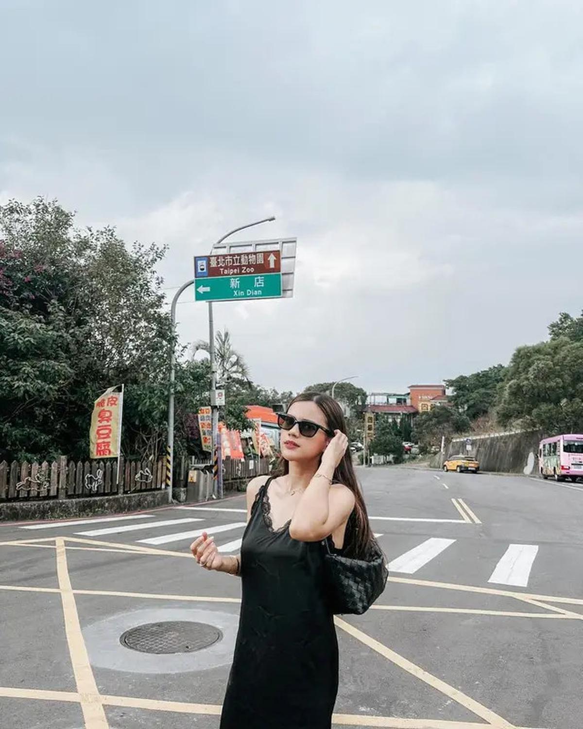Hot Mom