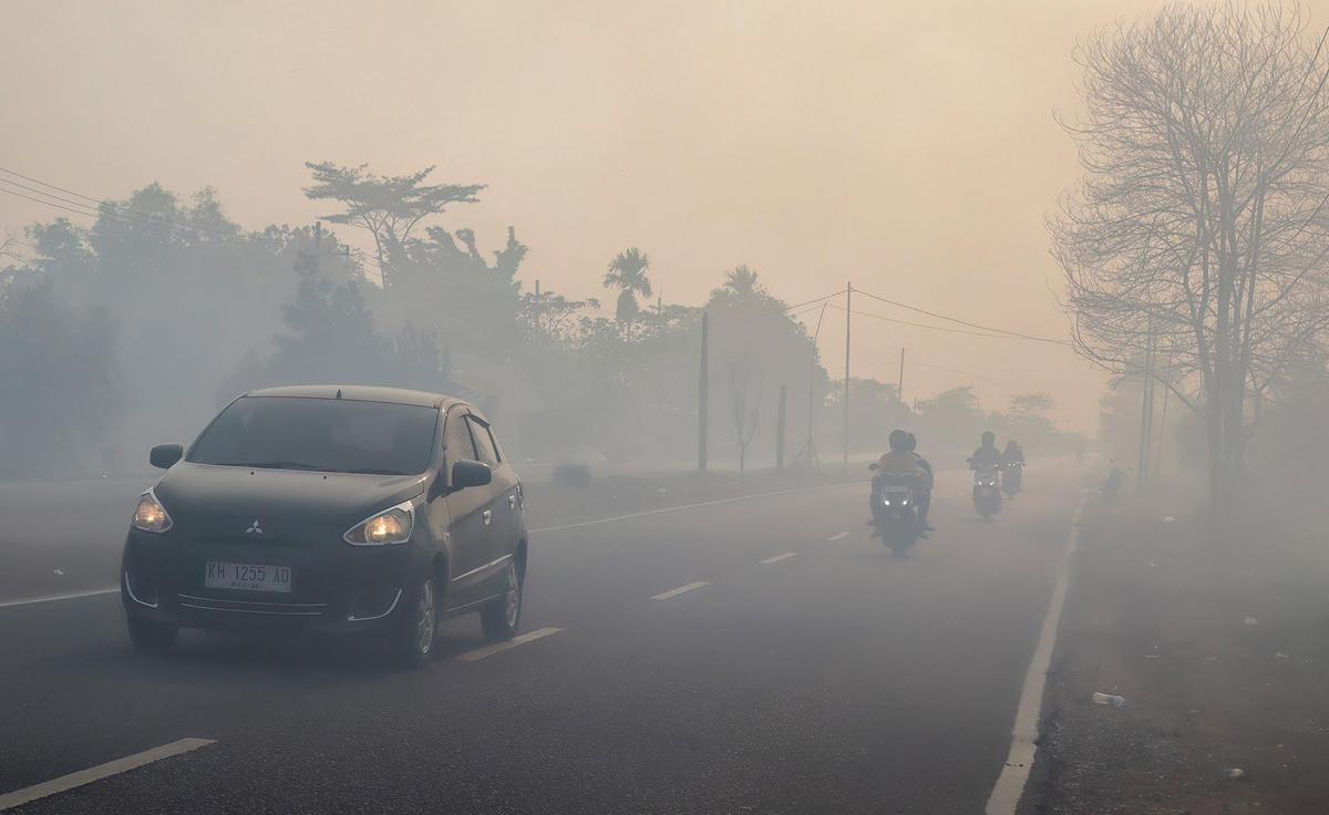 Palangka Raya Diselimuti Kabut Asap Akibat Karhutla