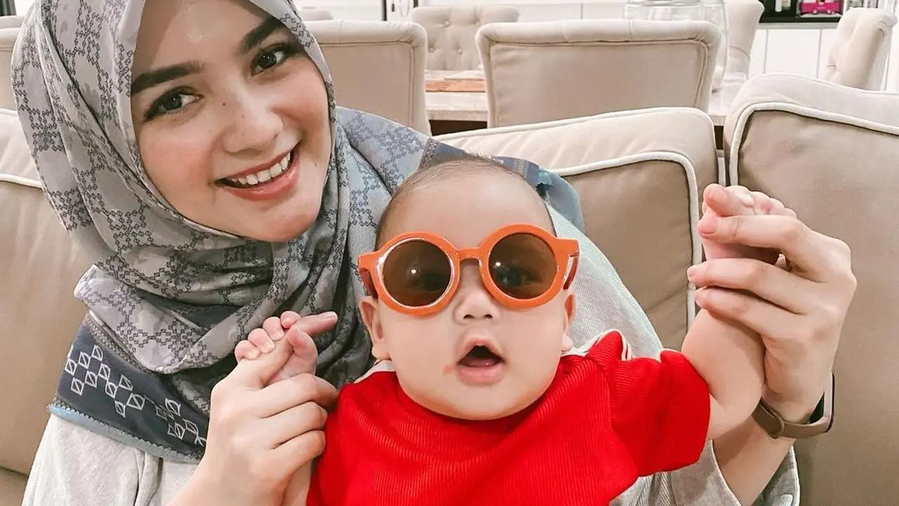 [Fimela] Citra Kirana dan Rezky Aditya