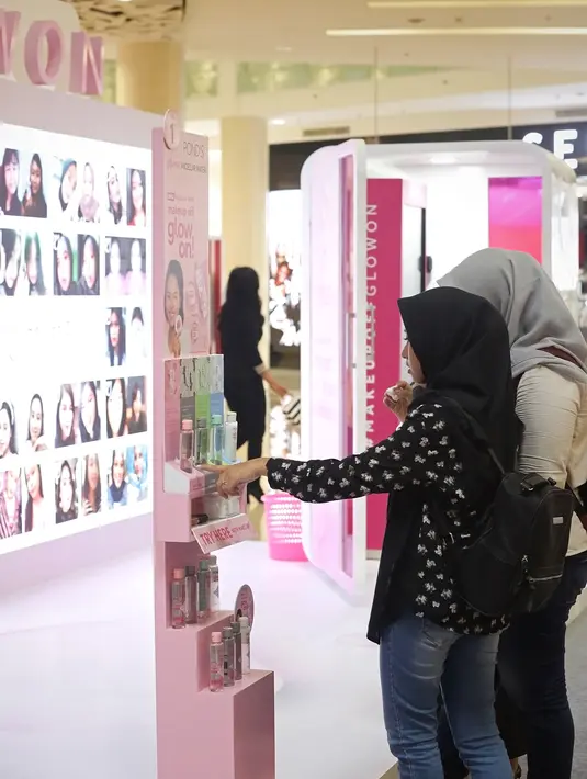 Photobox Booth Pond's di Fimela Fest 2019 (Bambang E Ros/Fimela.com)