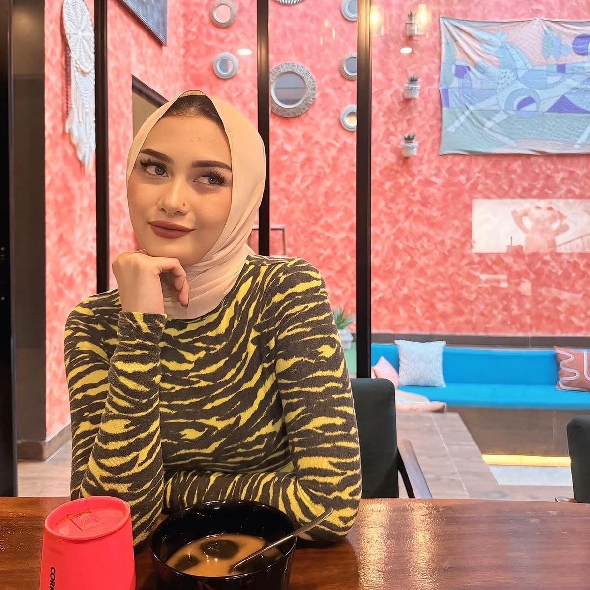 3 Potret Beby Istri Onadio Leonardo Pakai Hijab, Banjir Pujian dan Disebut Cantik Seperti Orang Arab