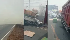 Kabut Asap Picu Tabrakan Beruntun di Jalintim Lampung, 2 Tewas 5 Luka-Luka