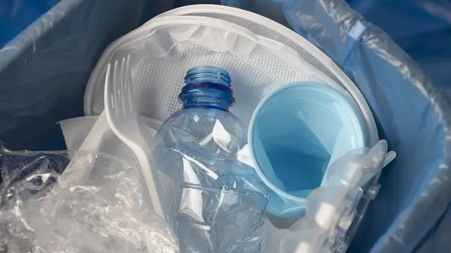 Lewat Daur Ulang, Sampah Plastik akan Jadi Komoditi Bernilai