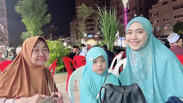 [Fimela] Oki Setiana Dewi