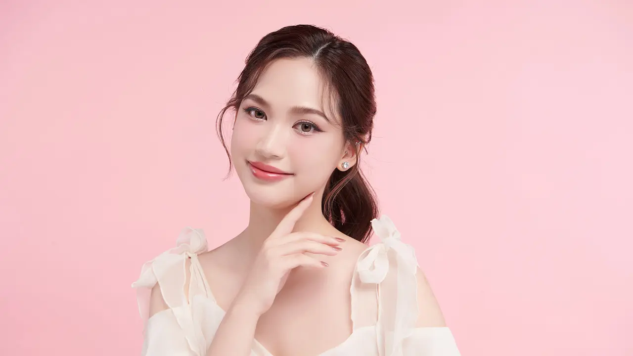 Makeup Sesuai Personality: Kombinasi Lip Tint dan Parfum untuk Ungkap Karakter Unikmu