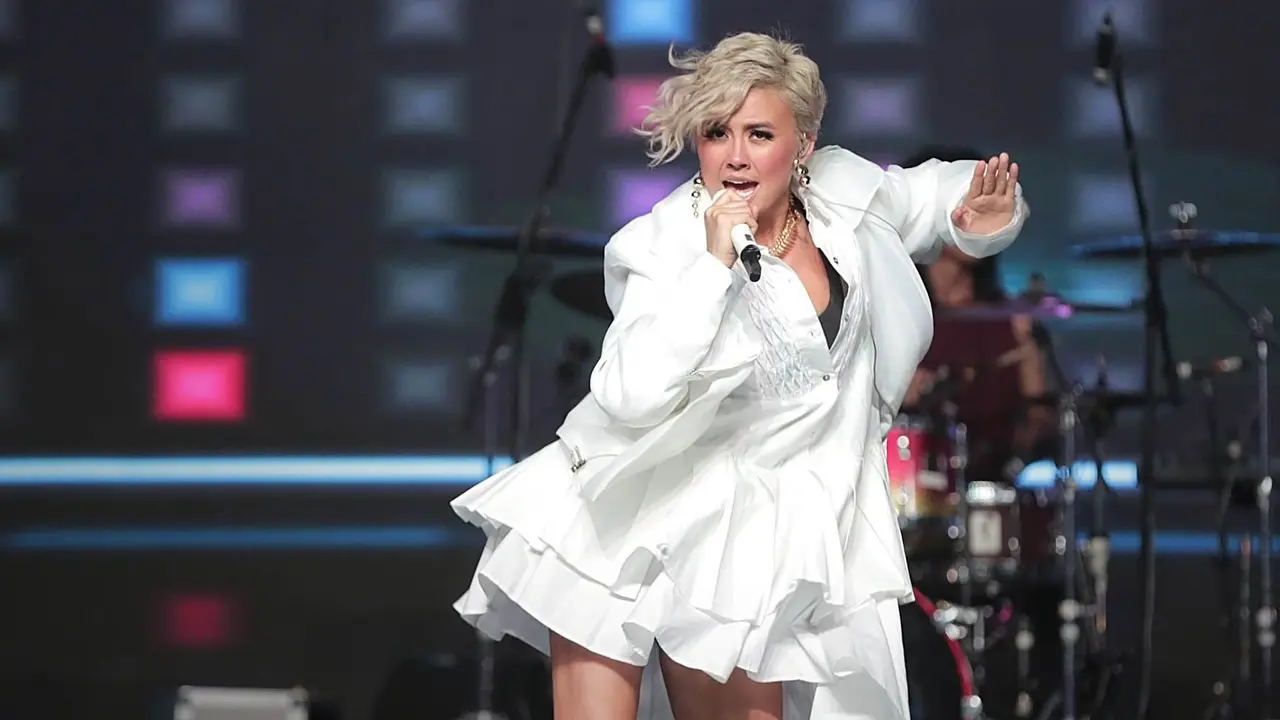[Bintang] Agnez Mo
