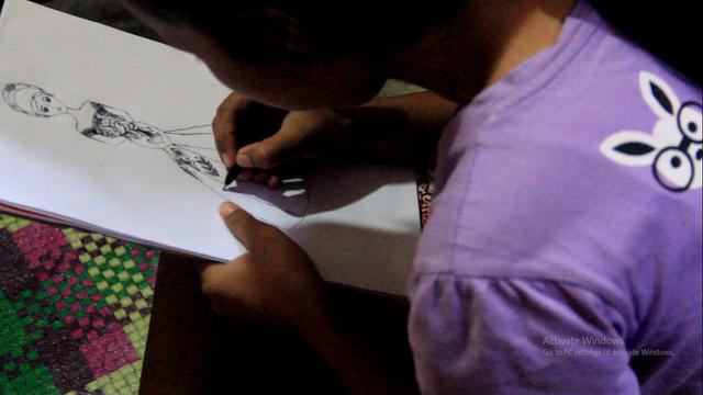 Viral Bocah Dengan Iq Sangat Rendah Mahir Desain Gaun Fantastis