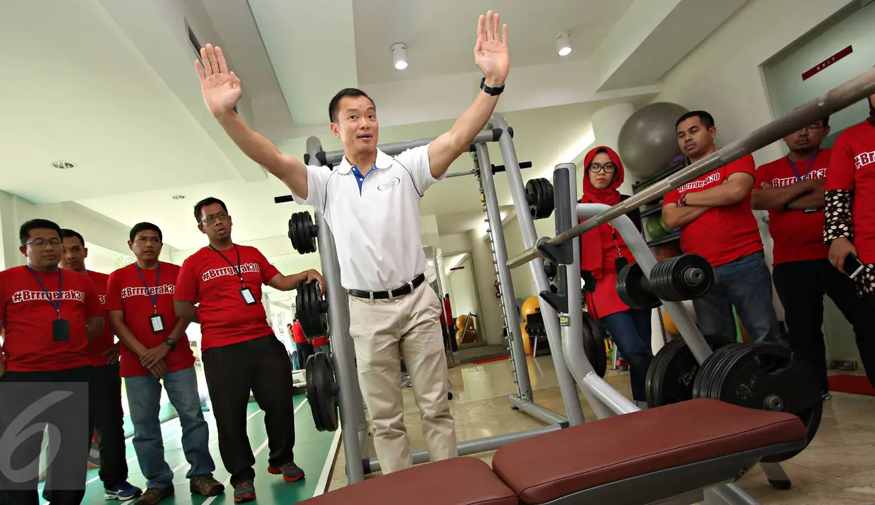 Chairman of EIM ASEAN Chapter Benedict Tan saat memberikan pelatihan kepada sejumlah dokter di Senayan, Jakarta, Kamis (26/11/2015). EIM mendorong para dokter untuk menjadikan olahraga sebagai resep untuk pasien. (Liputan6.com/Immanuel Antonius)