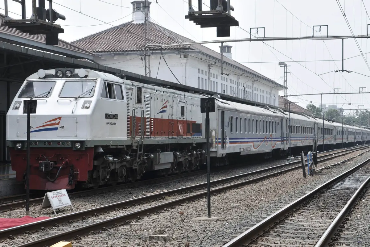KAI Batalkan 44 Perjalanan Kereta Jarak Jauh