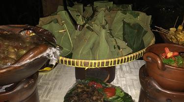 Masakan Khas Jawa Ternyata Menyimpan Sejarah Menarik Penasaran Lifestyle Fimela Com Berikut daftar masakan tradisional jawa yang dapat kamu masak sendiri di dapur. masakan khas jawa ternyata menyimpan