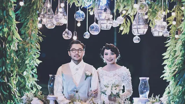 6 Potret Manis Ayu Hastari dan Suami Ini Jarang Tersorot, Sudah 6 Tahun Menikah