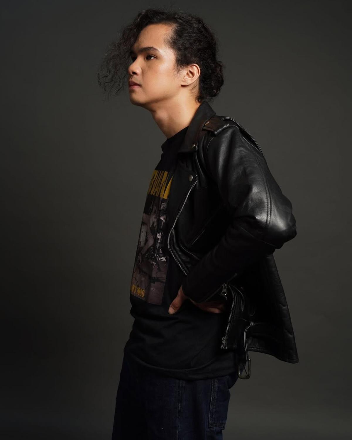 Potret Terbaru Dul Jaelani dengan Setelan Rocker, Aura Ahmad Dhani Kuat Banget