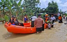 BNPB Laporkan Jumlah Pengungsi Banjir Demak Terus Bertambah, Capai Ribuan Jiwa