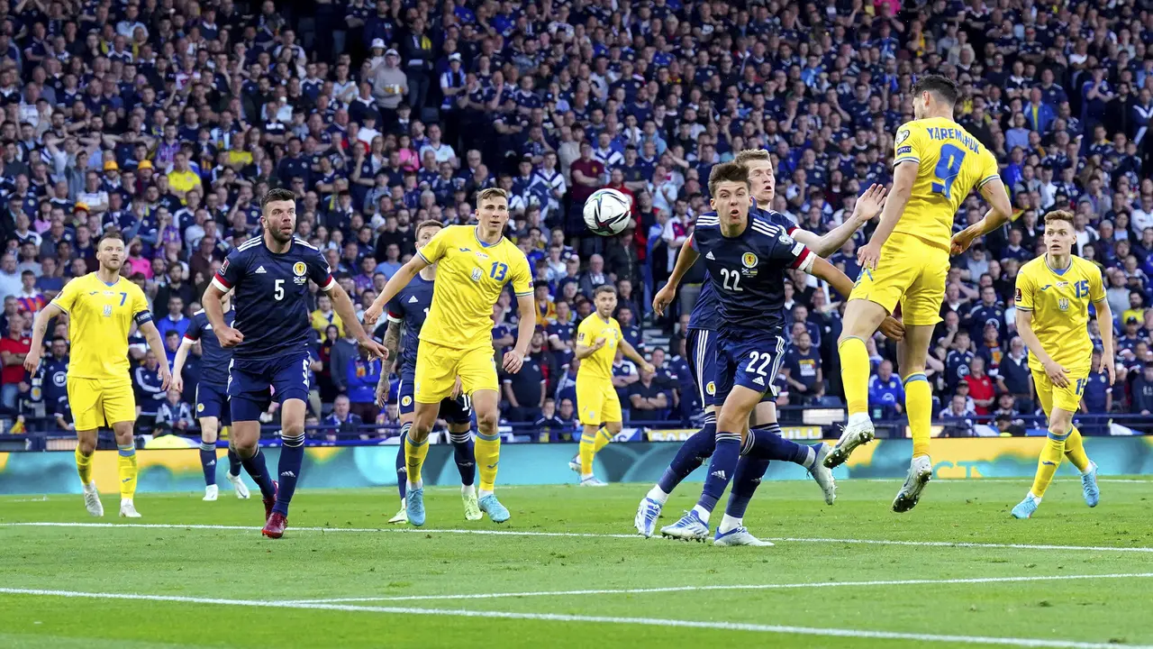 FOTO: Ukraina Hajar Skotlandia di Play-off Kualifikasi Piala Dunia 2022