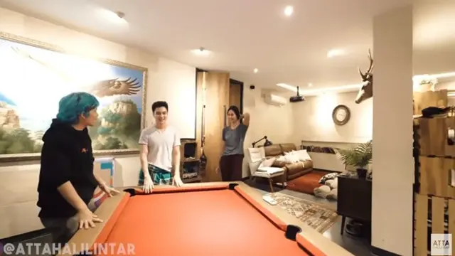 Rumah 6 Artis Ini Dilengkapi Ruang Biliar, Terlihat Mewah