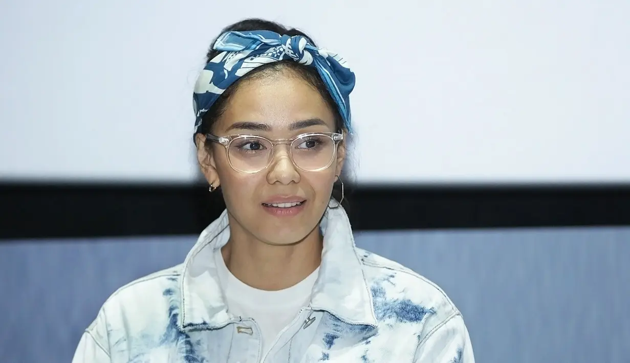 Adinia Wirasti (Bambang E Ros/Fimela.com)