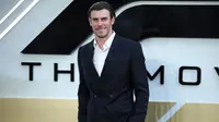 Gareth Bale berpose di karpet merah saat tiba di Premier Eropa F1 The Movie, di Cineworld Leicester Square, London pusat, pada 23 Juni 2025. (HENRY NICHOLLS/AFP)