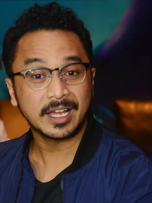 Meski secara jujur, pemilik nama Giring Ganesha itu melihat Young Lex merupakan musisi yang mencipta lagu secara jujur. Bahkan, ia mengaku Young Lex merupakan sosok yang pintar. (Galih W. Satria/Bintang.com)