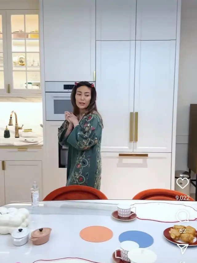 Model Kulkas di Dapur Ayu Dewi