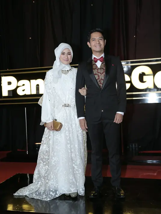 "Manusia nggak ada yang bisa menjamin, kecuali dirinya sendiri kalau sudah menjabat. Siapa pun yang didukung tidak bisa menjamin sebenarnya," pungkas Dude Harlino. (Galih W. Satria/Bintang.com)