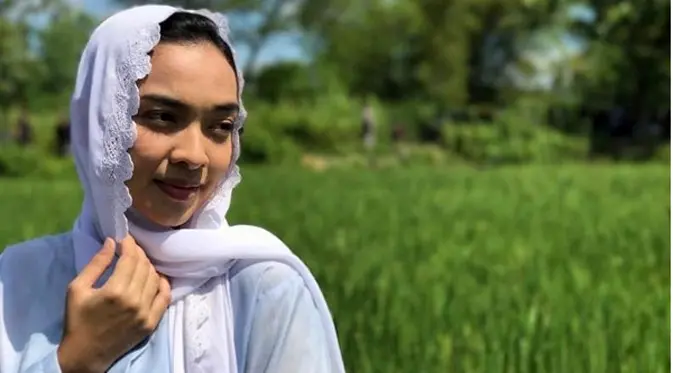 Tika Bravani menjadi pemeran utama dalam Nyai Ahmad Dahlan dalam judul serupa. Tanggung jawab moral dirasakan saat memerankan salah satu tokoh pahlawan nasional. (Instagram/tikabravani)