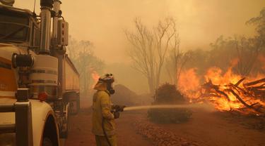 Potret Kebakaran Hutan yang Menerpa Perth saat Lockdown Covid-19