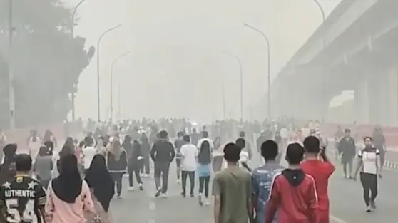 Olahraga sambil Menghirup Asap