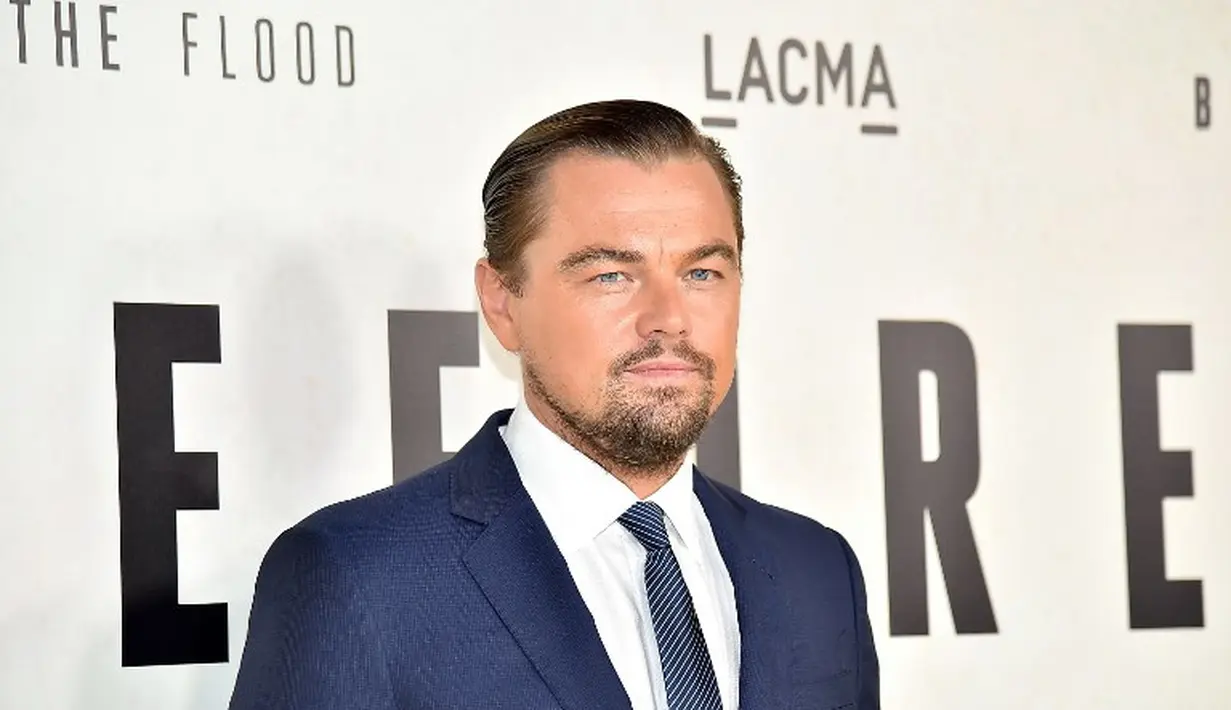 Leonardo DiCaprio dibesarkan oleh sang ibu seorang diri. Ibunya pun harus bekerja di beberapa tempat untuk menghidupi ia dan Leo di Los Angeles. (Mike Windle/GETTY IMAGES NORTH AMERICA/AFP)