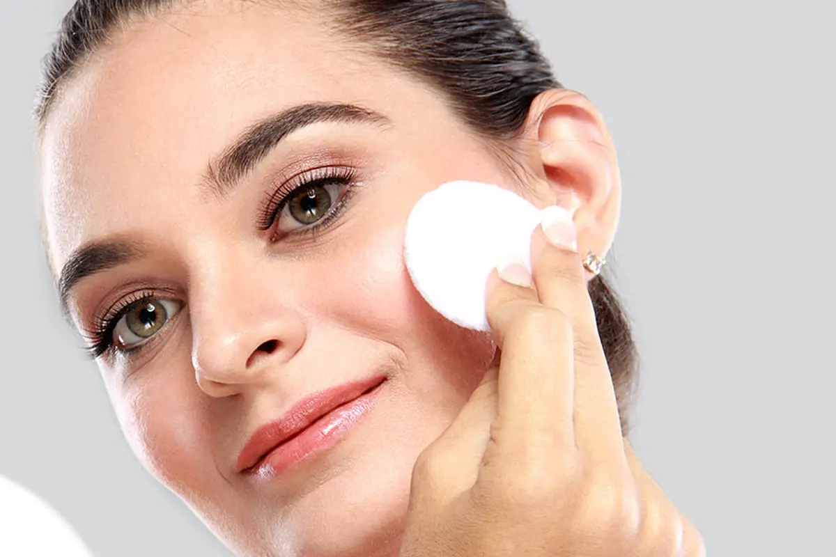 [Bintang] Biar Cantik Natural, Pakai Compact Powder Dibawah 50 Ribu Ini