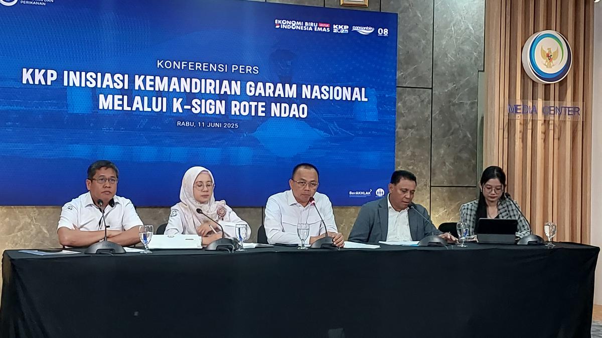 KKP Bangun Sentra Produksi Garam di Rote Ndao, Berapa Produksinya?