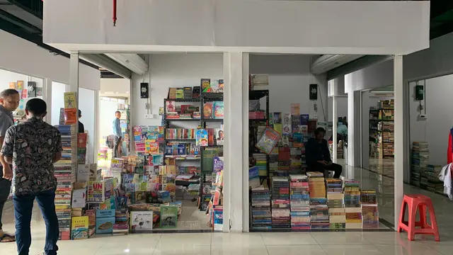 Jakbook, Pusat Toko Buku Murah nan Nyaman di Jakarta