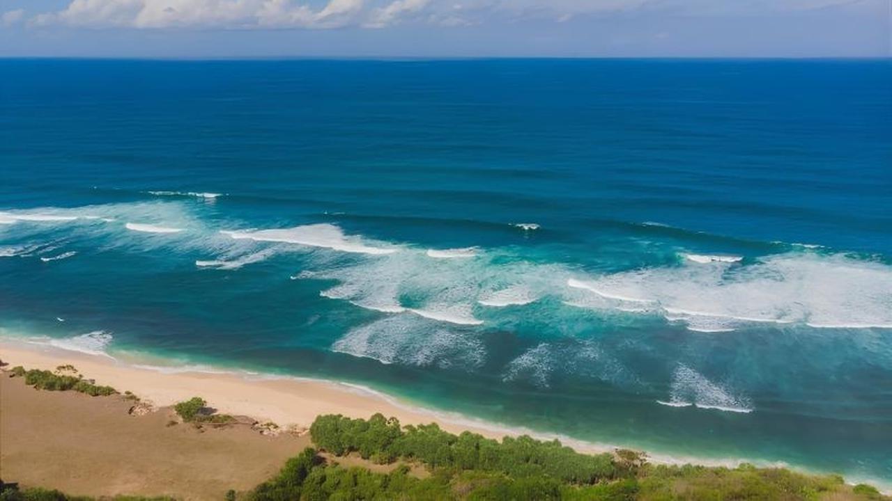 Wow, Pantai Bangko Bangko Lombok Barat Masuk 6 Besar Dunia! Siap Jadi Destinasi Wisata Selancar Unggulan