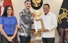 Sah Jadi WNI, Vincent Verhaag Suami Jessica Iskandar Buktikan Prosesnya Tak Serumit yang Diduga