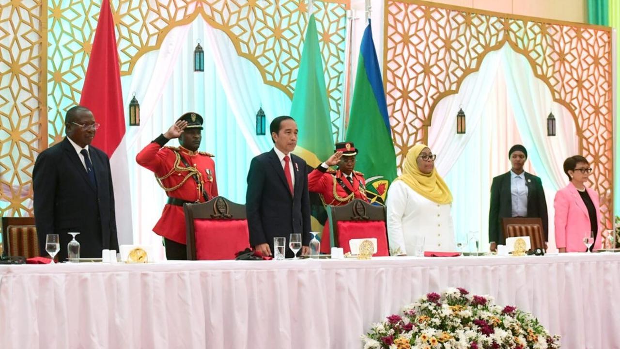 Presiden Joko Widodo atau Jokowi Saat Hadiri Jamuan Santap Siang Kenegaraan oleh Presiden Tanzania