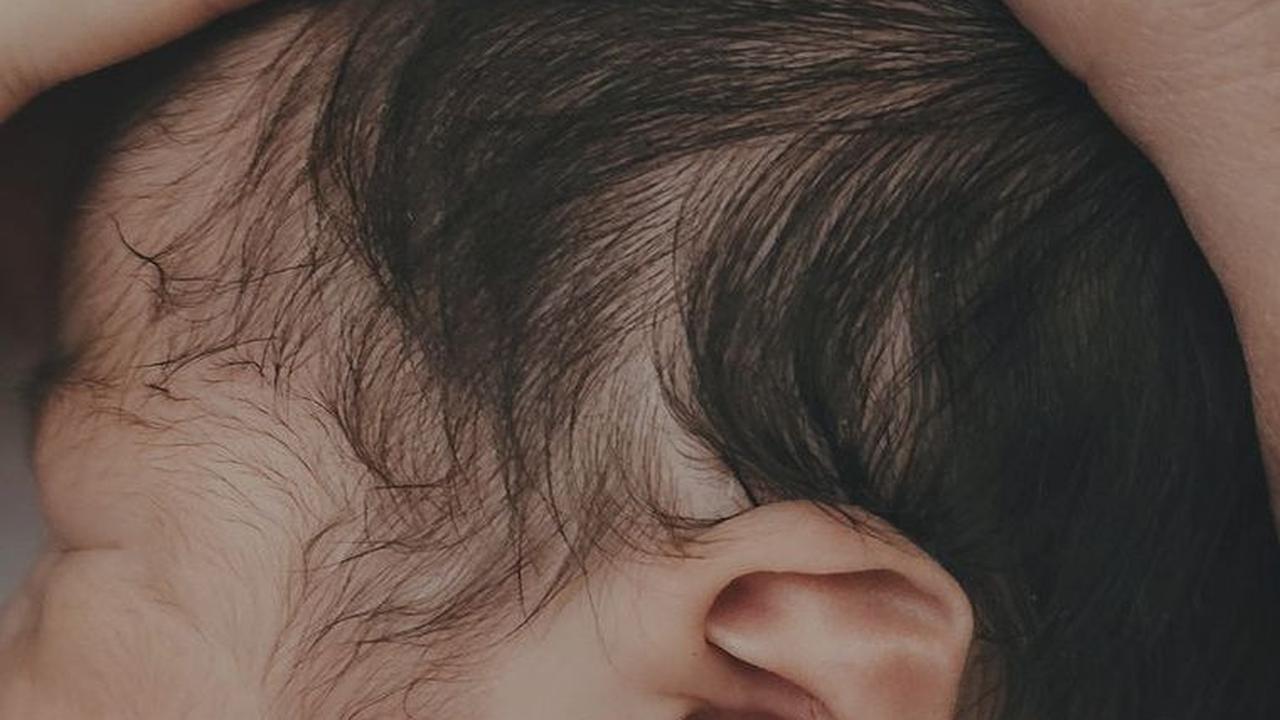 Alyssa akhirnya dikaruniai anak perempuan yang lahir pada Senin (22/4/2024). Bayi cantik yang bisa dipanggil Lia ini terlahir dengan berat 3,67kg dan panjang 48cm.&nbsp;
