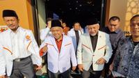 Ratusan Bakal Calon Anggota Dewan PKS Jawa Timur menerima SK dari Presiden PKS, Ahmad Syaikhu. (Istimewa).