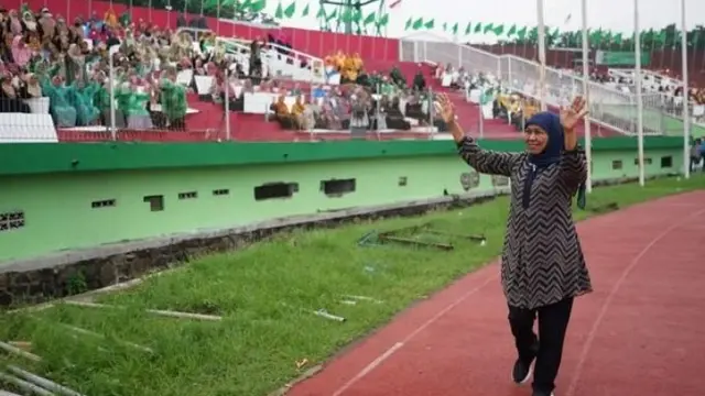 Khofifah saat meninjau persiapan puncak Harlah 1 abad NU di Sidoarjo. (Istimewa)