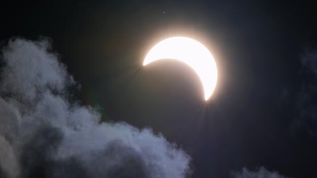 Ilustrasi malam hari