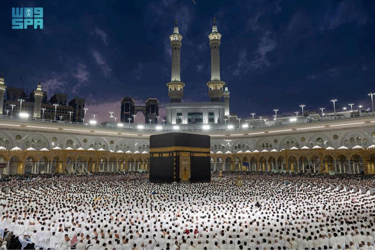 Suasana malam 21 Ramadan di Masjid Istiqlal