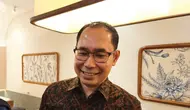 Direktur Pelindungan WNI Kementerian Luar Negeri Republik Indonesia Judha Nugraha saat memberikan keterangan kepada awak media, Senin (20/10/2025). (Dok. Liputan6.com/Khairisa Ferida)