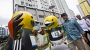 Menteri Pemuda dan Olahraga, Imam Nahrawi, memantau kesiapan Wisma Atlet di Kemayoran, Jakarta, Senin (26/2/2018). Lokasi ini akan dijadikan tempat tinggal para atlet pada ajang Asian Games 2018. (Bola.com/Vitalis Yogi Trisna)