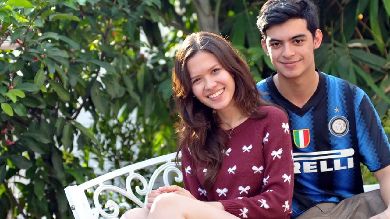 Ciccio Manaserro & Michelle Joan Umbar Kemesraan